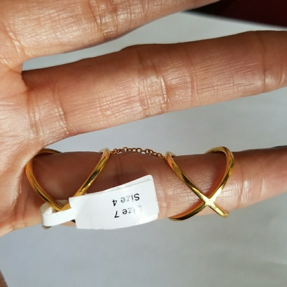 Brand new gold ring,pave crystal stones - Picture 3 of 8